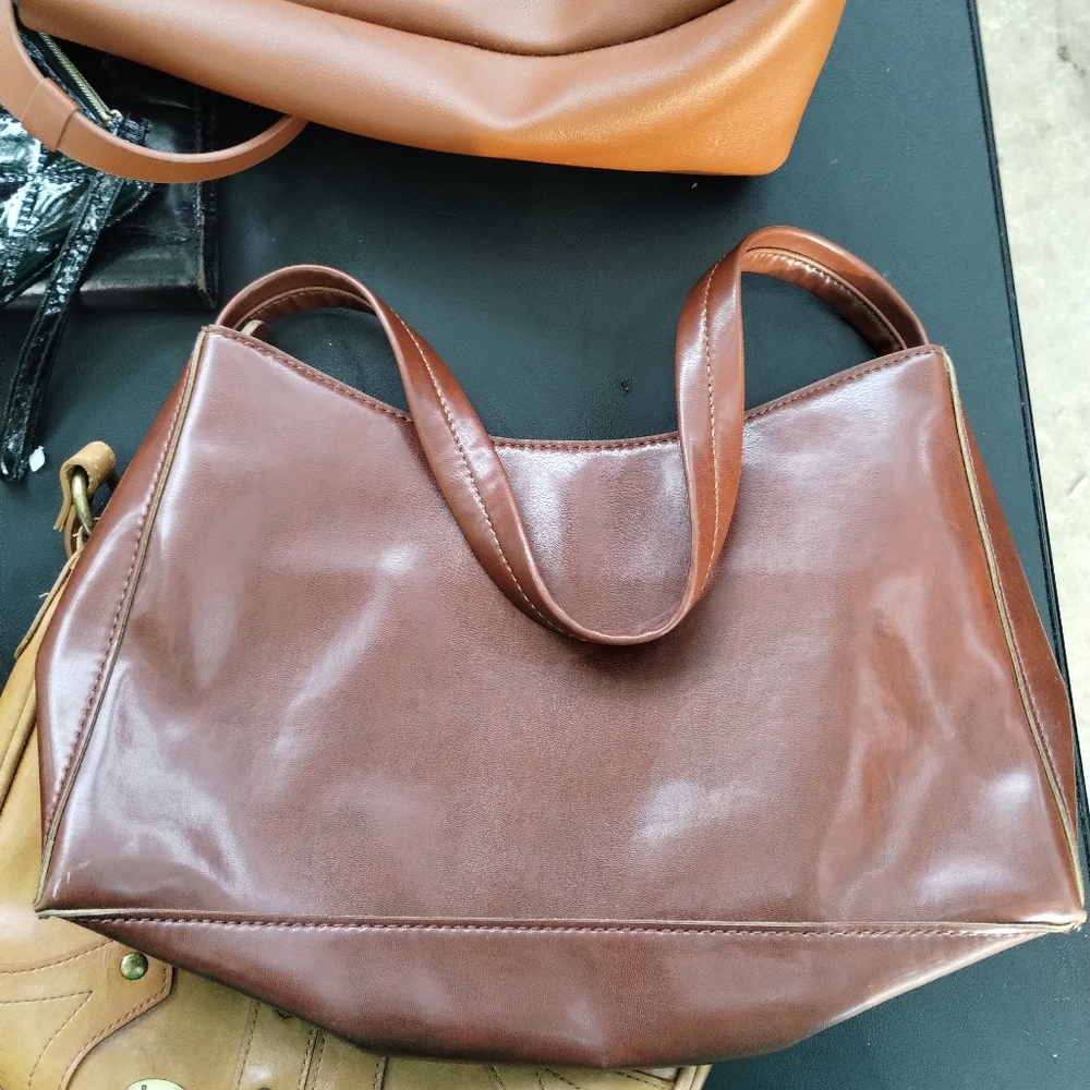 3 purses - Picture 6 of 9